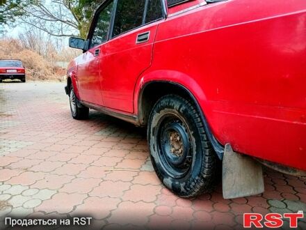ВАЗ 2105 1996 в Днепре (Днепропетровске) на Automoto.ua Красный ВАЗ 2105, объемом двигателя 1.5 л и пробегом 0 тыс. км за 850 $, фото 1 на Automoto.ua