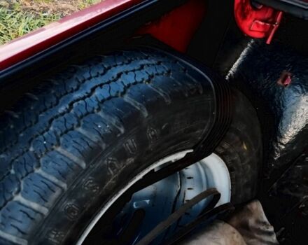 Червоний ВАЗ 2105, об'ємом двигуна 0 л та пробігом 168 тис. км за 1950 $, фото 1 на Automoto.ua