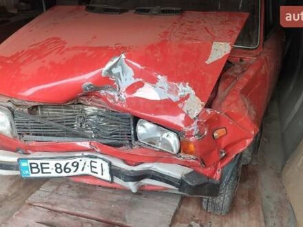 ВАЗ 2105 1996 в Первомайск на Automoto.ua Красный ВАЗ 2105, объемом двигателя 1.5 л и пробегом 87 тыс. км за 600 $, фото 1 на Automoto.ua