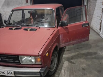 ВАЗ 2105 1998 в Запорожье на Automoto.ua Красный ВАЗ 2105, объемом двигателя 0 л и пробегом 200 тыс. км за 10000 $, фото 1 на Automoto.ua