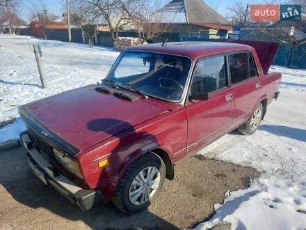 ВАЗ 2105 2001 в Хороле на Automoto.ua Красный ВАЗ 2105, объемом двигателя 1.45 л и пробегом 73 тыс. км за 1100 $, фото 1 на Automoto.ua