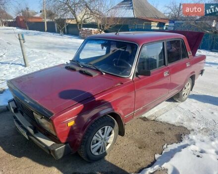 Красный ВАЗ 2105, объемом двигателя 1.45 л и пробегом 73 тыс. км за 1100 $, фото 1 на Automoto.ua