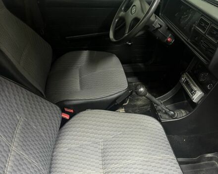 ВАЗ 2105, объемом двигателя 1.5 л и пробегом 200 тыс. км за 1400 $, фото 2 на Automoto.ua