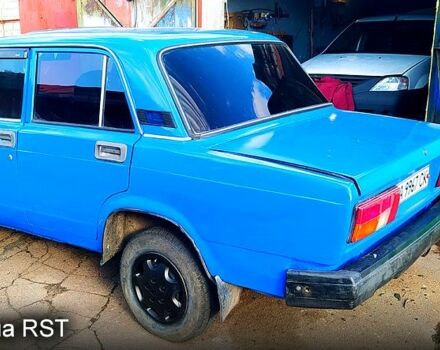 ВАЗ 2105 1980 в Чернигове на Automoto.ua ВАЗ 2105, объемом двигателя 1.3 л и пробегом 200 тыс. км за 400 $, фото 1 на Automoto.ua