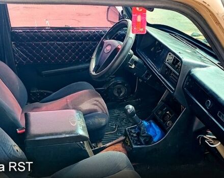 ВАЗ 2105, объемом двигателя 1.5 л и пробегом 335 тыс. км за 550 $, фото 2 на Automoto.ua