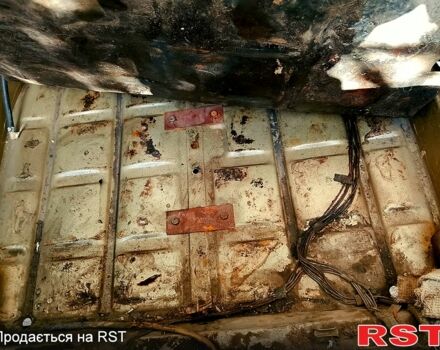 ВАЗ 2105, об'ємом двигуна 1.5 л та пробігом 100 тис. км за 1100 $, фото 7 на Automoto.ua