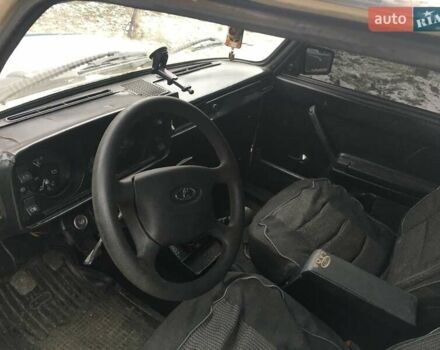 ВАЗ 2105, объемом двигателя 1.6 л и пробегом 400 тыс. км за 1101 $, фото 6 на Automoto.ua
