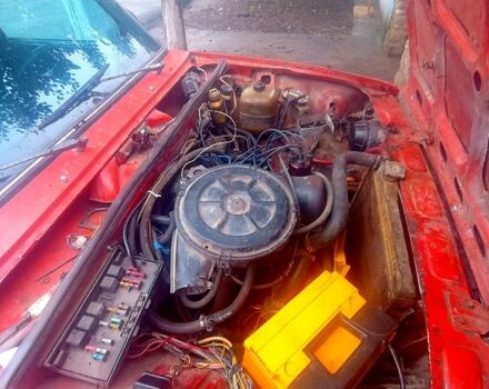 ВАЗ 2105 1988 в Еланце на Automoto.ua ВАЗ 2105, объемом двигателя 1.6 л и пробегом 200 тыс. км за 500 $, фото 1 на Automoto.ua