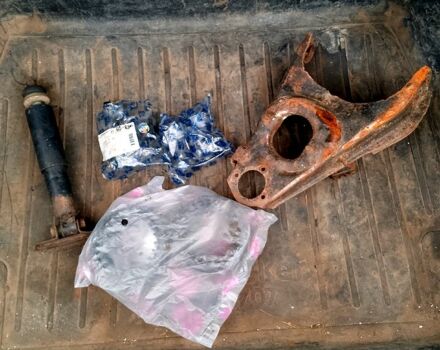 ВАЗ 2105, об'ємом двигуна 1.5 л та пробігом 200 тис. км за 800 $, фото 5 на Automoto.ua