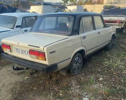 ВАЗ 2105 1989 в Тараще на Automoto.ua ВАЗ 2105, объемом двигателя 0 л и пробегом 100 тыс. км за 500 $, фото 1 на Automoto.ua