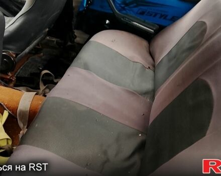 ВАЗ 2105 1989 в Богуславе на Automoto.ua ВАЗ 2105, объемом двигателя 1.6 л и пробегом 279 тыс. км за 350 $, фото 2 на Automoto.ua