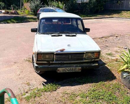 ВАЗ 2105, объемом двигателя 1.5 л и пробегом 303 тыс. км за 450 $, фото 1 на Automoto.ua