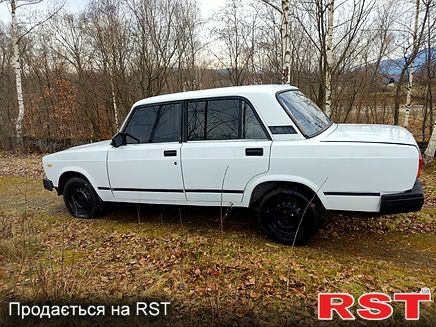 ВАЗ 2105, объемом двигателя 1.5 л и пробегом 200 тыс. км за 500 $, фото 4 на Automoto.ua