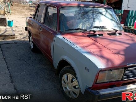 ВАЗ 2105 1981 у Новоархангельске на Automoto.ua ВАЗ 2105, об'ємом двигуна 13 л та пробігом 0 тис. км за 450 $, фото 1 на Automoto.ua