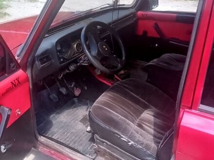 ВАЗ 2105 1982 у Кам'янське (Дніпродзержинськ) на Automoto.ua ВАЗ 2105, об'ємом двигуна 1.5 л та пробігом 160 тис. км за 600 $, фото 1 на Automoto.ua
