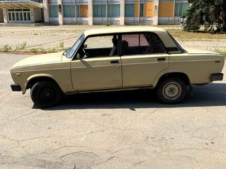 ВАЗ 2105, объемом двигателя 1.5 л и пробегом 200 тыс. км за 460 $, фото 1 на Automoto.ua
