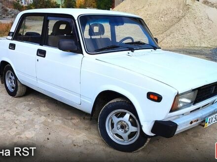 ВАЗ 2105 1990 у Харкові на Automoto.ua ВАЗ 2105, об'ємом двигуна 1.3 л та пробігом 98 тис. км за 1000 $, фото 1 на Automoto.ua