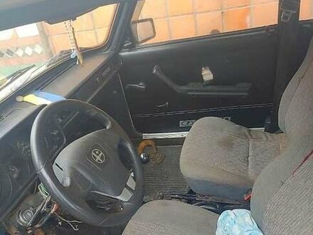 ВАЗ 2105 1991 в Луцке на Automoto.ua ВАЗ 2105, объемом двигателя 1.2 л и пробегом 300 тыс. км за 600 $, фото 1 на Automoto.ua