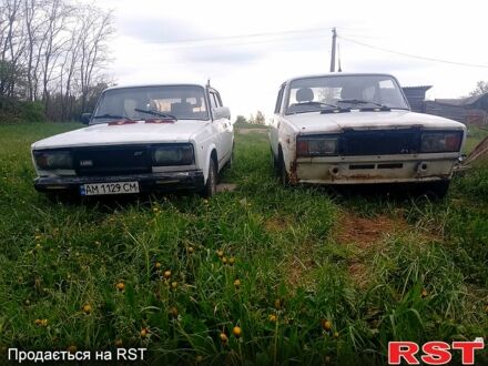 ВАЗ 2105 1991 в Житомире на Automoto.ua ВАЗ 2105, объемом двигателя 1.6 л и пробегом 300 тыс. км за 800 $, фото 1 на Automoto.ua