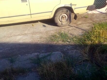ВАЗ 2105 1992 в Знаменке на Automoto.ua ВАЗ 2105, объемом двигателя 1.3 л и пробегом 0 тыс. км за 500 $, фото 1 на Automoto.ua