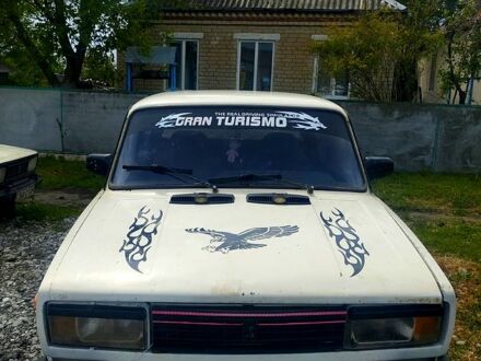 ВАЗ 2105 1994 в Новомосковске на Automoto.ua ВАЗ 2105, объемом двигателя 1.3 л и пробегом 200 тыс. км за 410 $, фото 1 на Automoto.ua