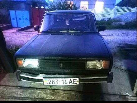 ВАЗ 2105 2003 в Днепре (Днепропетровске) на Automoto.ua ВАЗ 2105, объемом двигателя 1.5 л и пробегом 100 тыс. км за 640 $, фото 1 на Automoto.ua