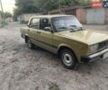 Желтый ВАЗ 2105, объемом двигателя 1.29 л и пробегом 300 тыс. км за 1000 $, фото 1 на Automoto.ua