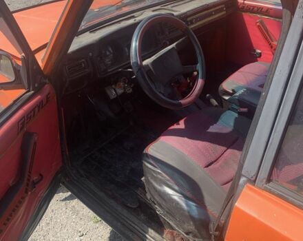 Желтый ВАЗ 2105, объемом двигателя 1.2 л и пробегом 150 тыс. км за 476 $, фото 5 на Automoto.ua