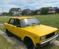 Жовтий ВАЗ 2105, об'ємом двигуна 1.5 л та пробігом 300 тис. км за 379 $, фото 1 на Automoto.ua