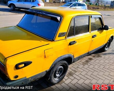 Желтый ВАЗ 2105, объемом двигателя 1.3 л и пробегом 1 тыс. км за 500 $, фото 2 на Automoto.ua