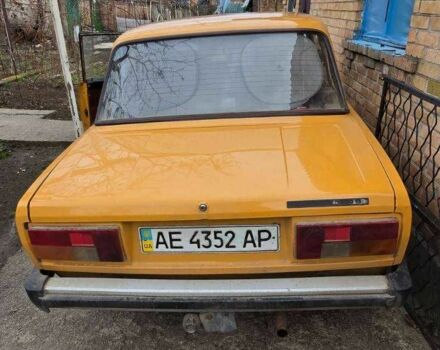 Желтый ВАЗ 2105, объемом двигателя 1.3 л и пробегом 300 тыс. км за 551 $, фото 4 на Automoto.ua