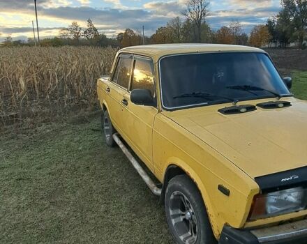 Жовтий ВАЗ 2105, об'ємом двигуна 1.2 л та пробігом 60 тис. км за 482 $, фото 1 на Automoto.ua