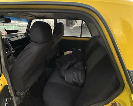 Жовтий ВАЗ 2105, об'ємом двигуна 1.2 л та пробігом 200 тис. км за 901 $, фото 32 на Automoto.ua