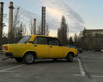 Жовтий ВАЗ 2105, об'ємом двигуна 1.2 л та пробігом 200 тис. км за 901 $, фото 11 на Automoto.ua