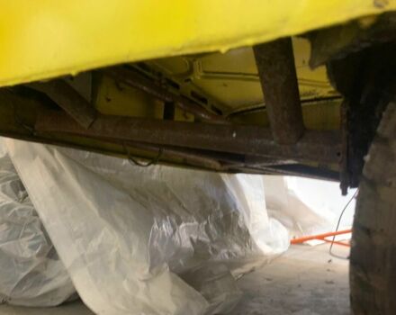 Желтый ВАЗ 2105, объемом двигателя 0 л и пробегом 10 тыс. км за 1300 $, фото 5 на Automoto.ua