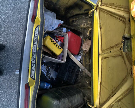 Жовтий ВАЗ 2105, об'ємом двигуна 1.2 л та пробігом 200 тис. км за 901 $, фото 33 на Automoto.ua