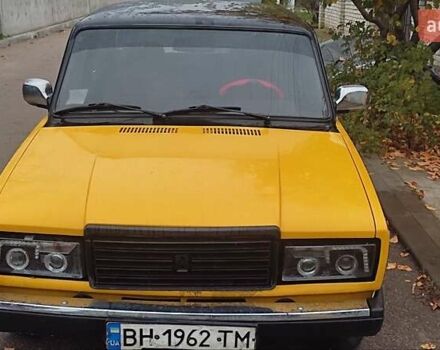 Желтый ВАЗ 2105, объемом двигателя 1.2 л и пробегом 120 тыс. км за 1097 $, фото 1 на Automoto.ua