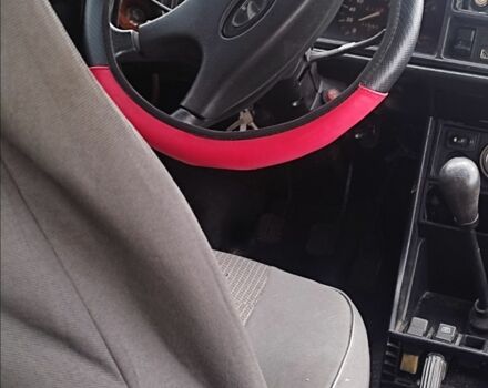 Желтый ВАЗ 2105, объемом двигателя 1.2 л и пробегом 120 тыс. км за 1097 $, фото 6 на Automoto.ua