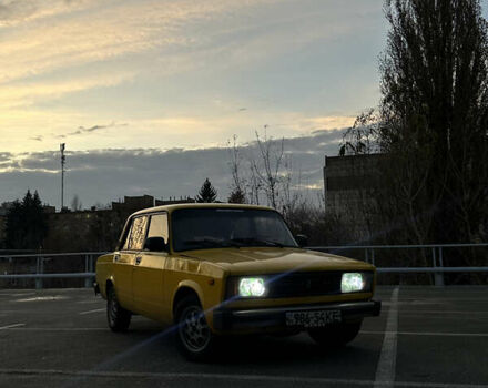 Жовтий ВАЗ 2105, об'ємом двигуна 1.2 л та пробігом 200 тис. км за 901 $, фото 17 на Automoto.ua