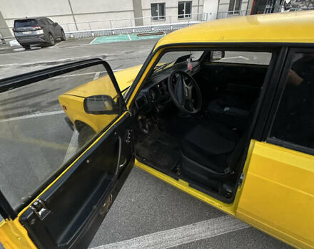 Жовтий ВАЗ 2105, об'ємом двигуна 1.2 л та пробігом 200 тис. км за 901 $, фото 27 на Automoto.ua