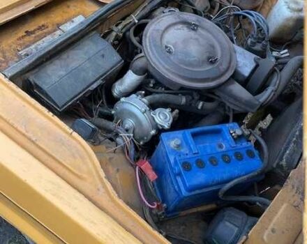 Желтый ВАЗ 2105, объемом двигателя 1.3 л и пробегом 270 тыс. км за 443 $, фото 5 на Automoto.ua