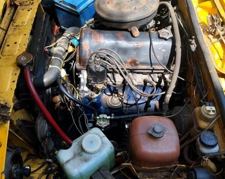 Желтый ВАЗ 2105, объемом двигателя 1.7 л и пробегом 0 тыс. км за 750 $, фото 4 на Automoto.ua