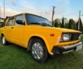 Желтый ВАЗ 2105, объемом двигателя 1.3 л и пробегом 100 тыс. км за 450 $, фото 2 на Automoto.ua