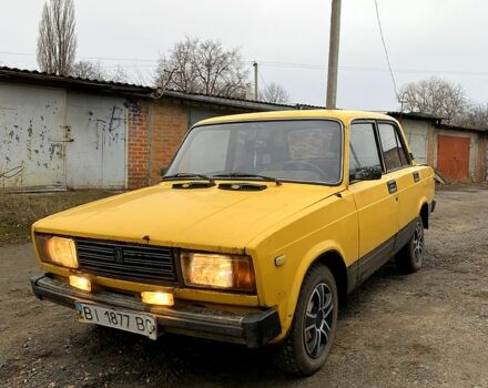 Желтый ВАЗ 2105, объемом двигателя 1.6 л и пробегом 0 тыс. км за 450 $, фото 2 на Automoto.ua