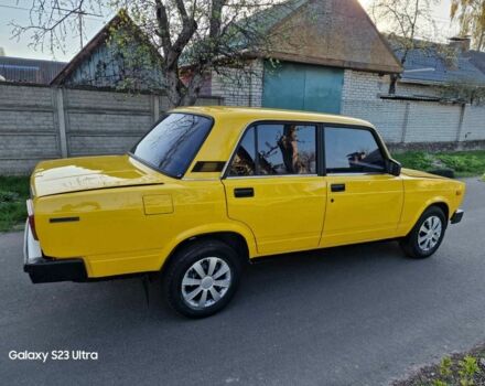 Желтый ВАЗ 2105, объемом двигателя 0.13 л и пробегом 155 тыс. км за 850 $, фото 6 на Automoto.ua