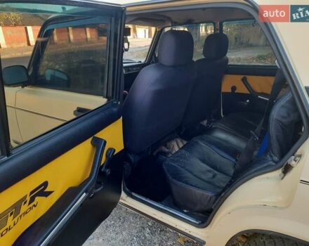 Жовтий ВАЗ 2105, об'ємом двигуна 1.3 л та пробігом 100 тис. км за 1000 $, фото 10 на Automoto.ua