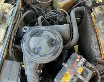 Жовтий ВАЗ 2105, об'ємом двигуна 1.6 л та пробігом 71 тис. км за 550 $, фото 9 на Automoto.ua