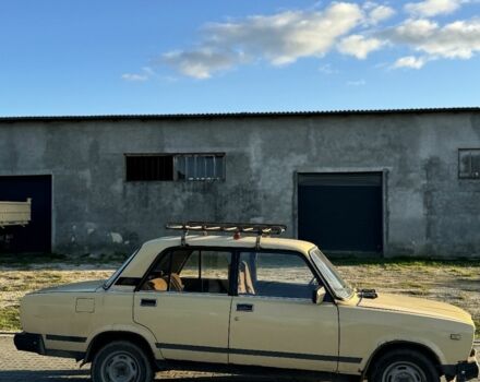 Жовтий ВАЗ 2105, об'ємом двигуна 1.6 л та пробігом 71 тис. км за 550 $, фото 2 на Automoto.ua