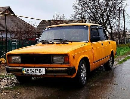 ВАЗ 2105 1980 в Подольск (Котовск) на Automoto.ua Желтый ВАЗ 2105, объемом двигателя 13 л и пробегом 0 тыс. км за 750 $, фото 1 на Automoto.ua