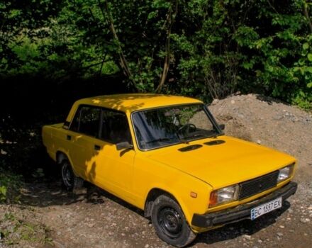 Жовтий ВАЗ 2105, об'ємом двигуна 1.2 л та пробігом 300 тис. км за 267 $, фото 1 на Automoto.ua